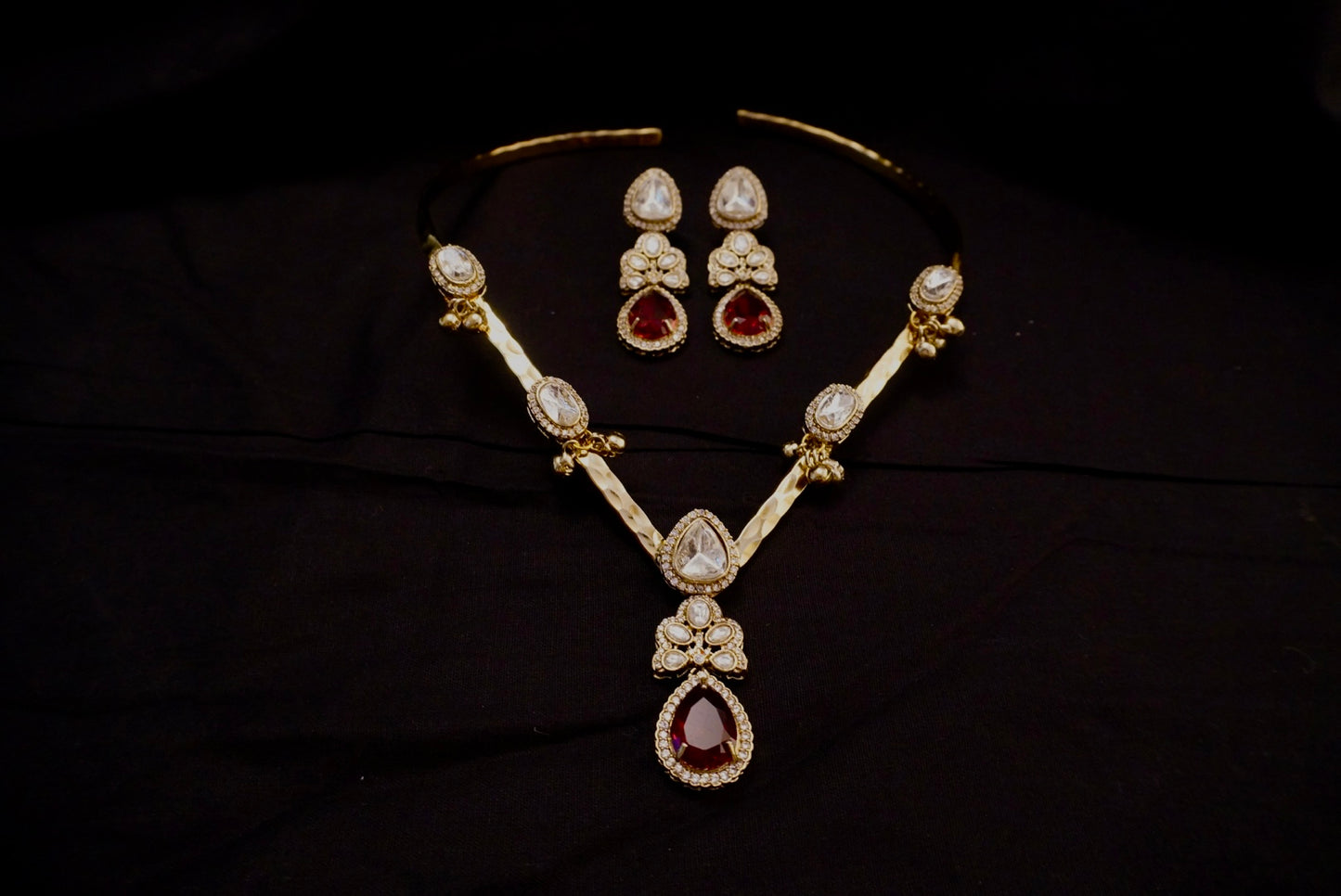 Ruby (imitation) Stone Neck Cuff Set