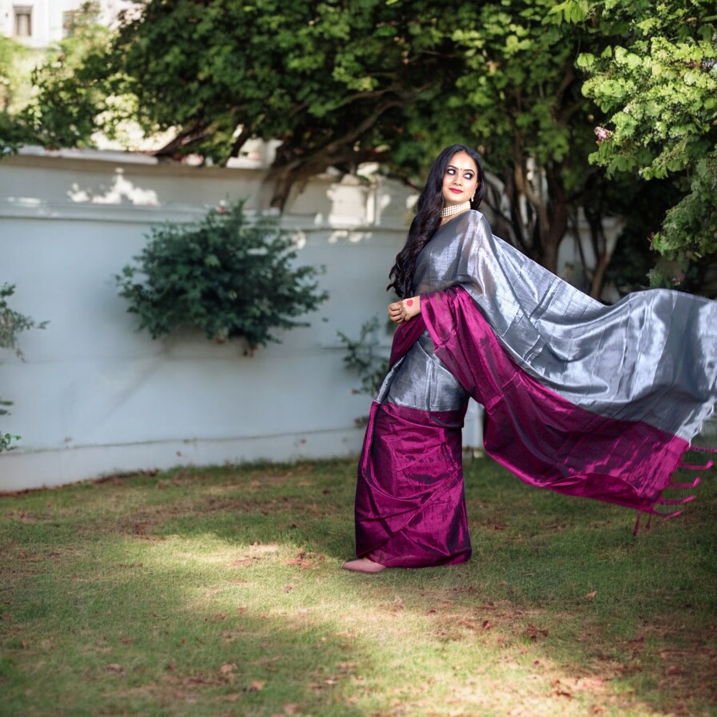 Silver and Pink Tissue Blend Saree