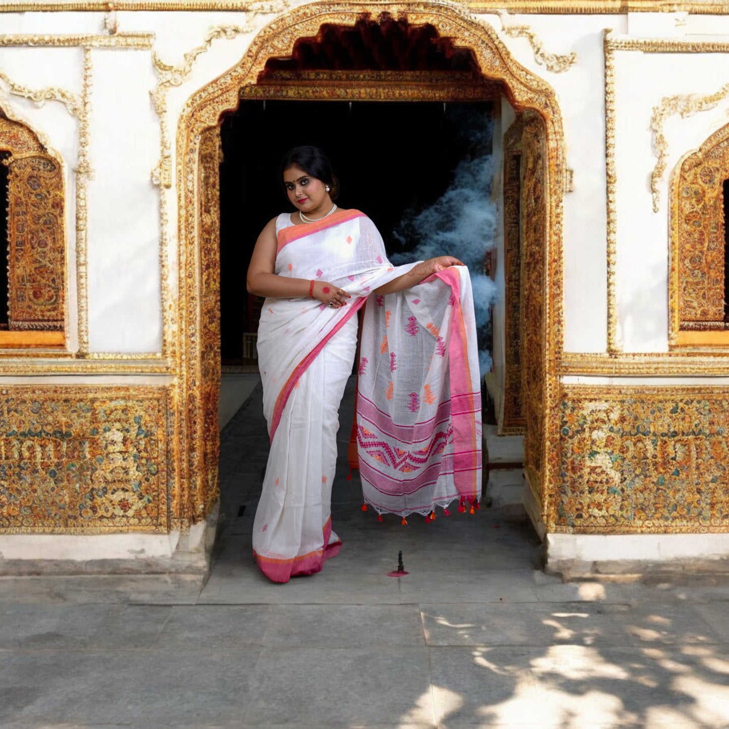 White Linen saree with Jamdani Weaving